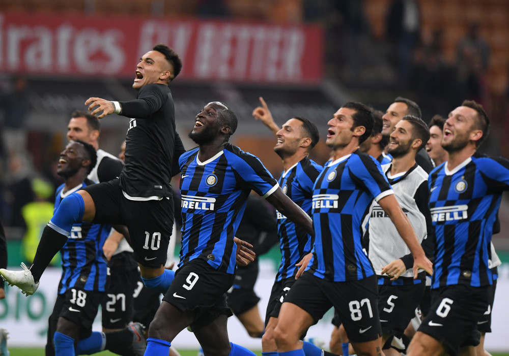 西甲综合：皇马逆转比利亚雷亚尔暂登榜首