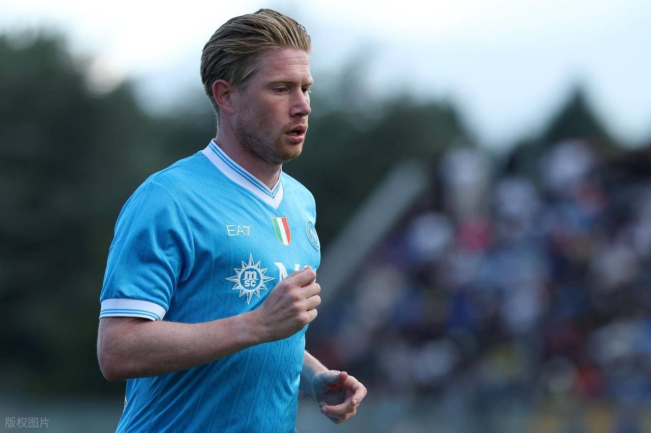 赵嘉仁吊球篮下 胡金秋上篮打成并加罚