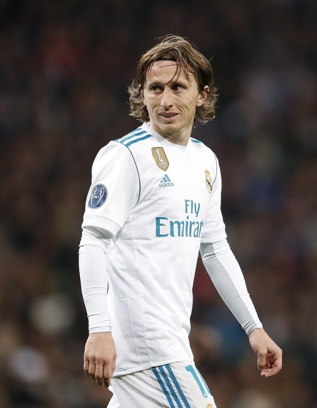 麻将什么时候该稳住（麻将局中何时需要稳住节奏）