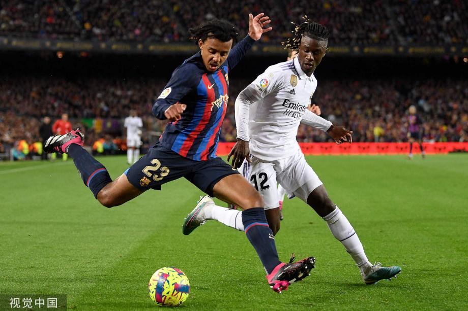 制库里的突 制库里的突