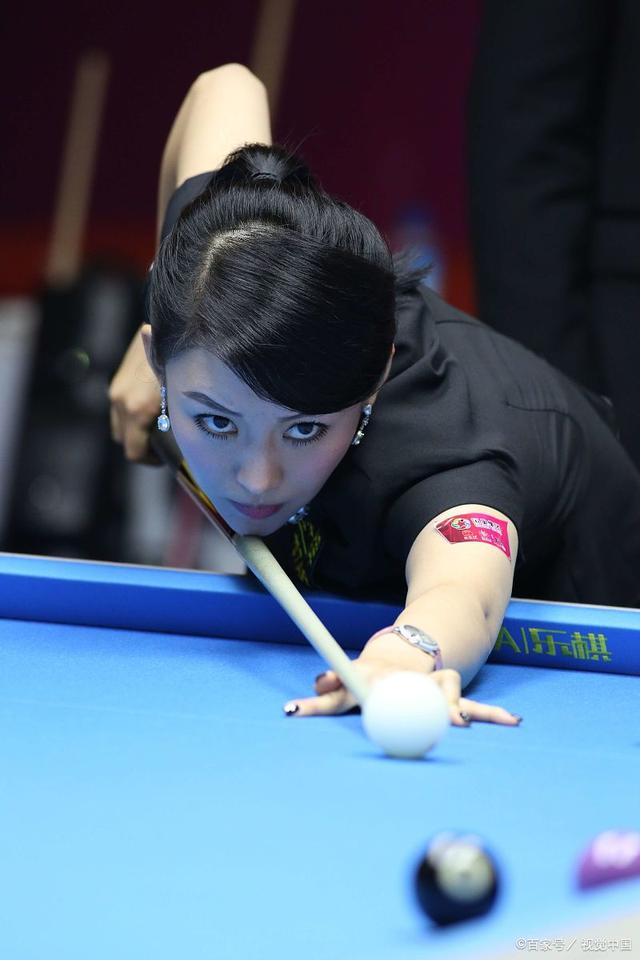 锋线防守和 锋线防守和